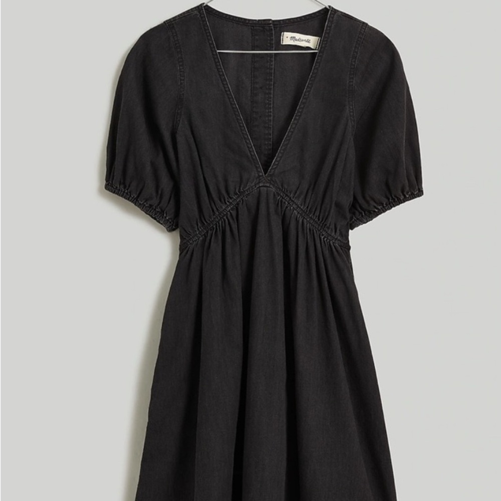 Madewell Black V-Neck Midi Dress USED